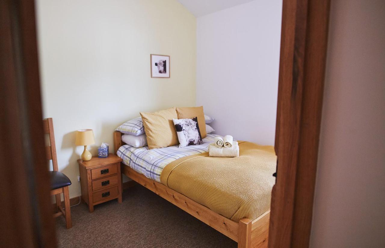 The Old Dairy - Boutique Countryside Cottage At Harrys Cottages Pen-y-Clawdd Exterior foto